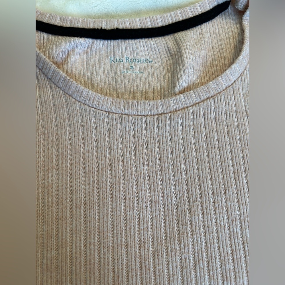 Light Pink Ribbed Long Sleeve Top - Picture 3 of 3